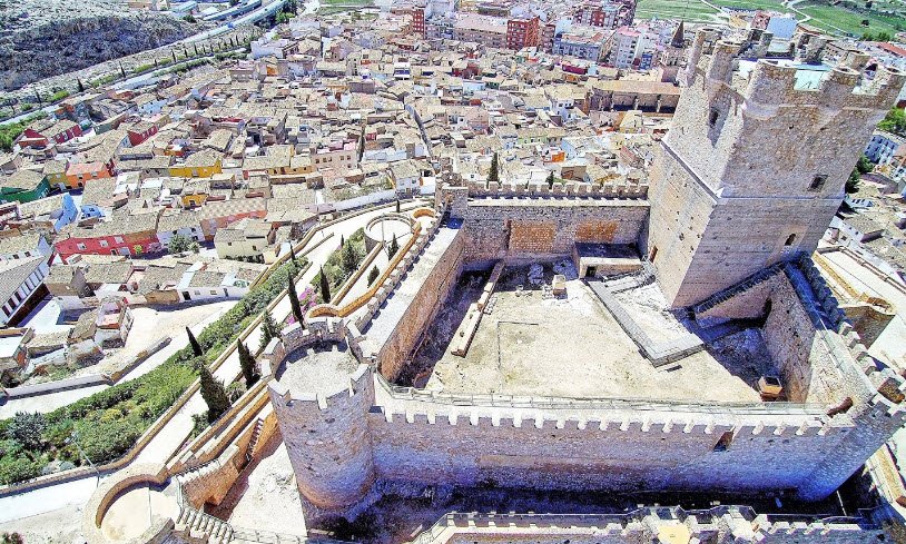 Atalaya de Mingoandrés, Spain